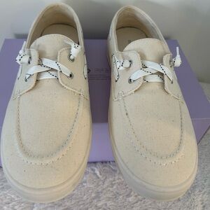 Madden Girl Galley Women's size 10 Natural Slip On Boat Shoe NEW
